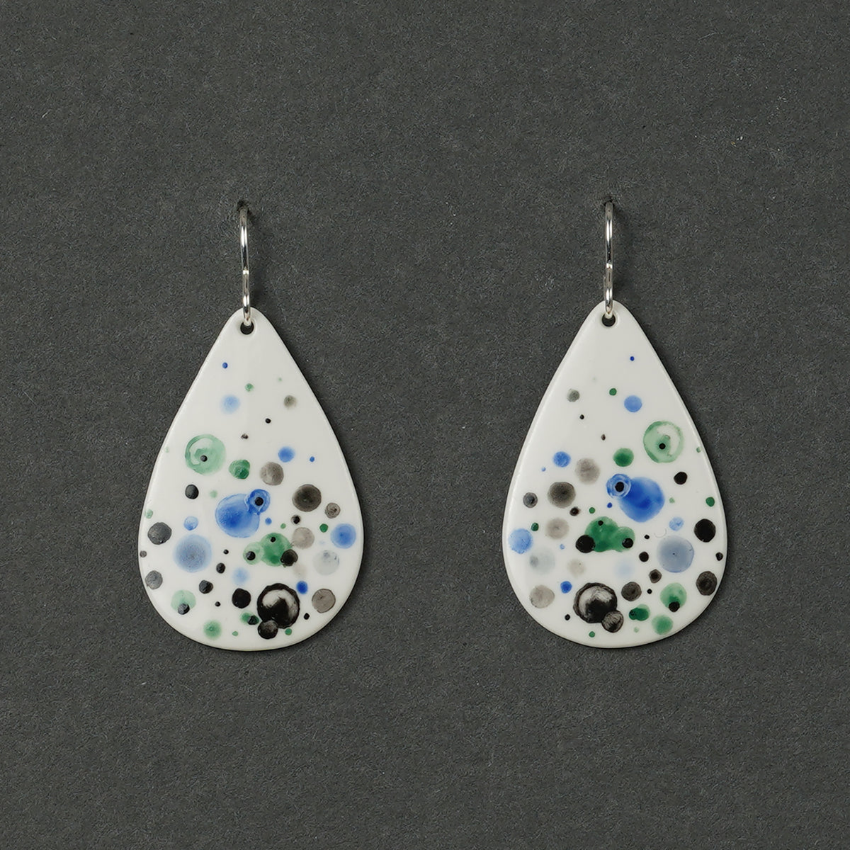 Painted 2.8. Drop L earrings