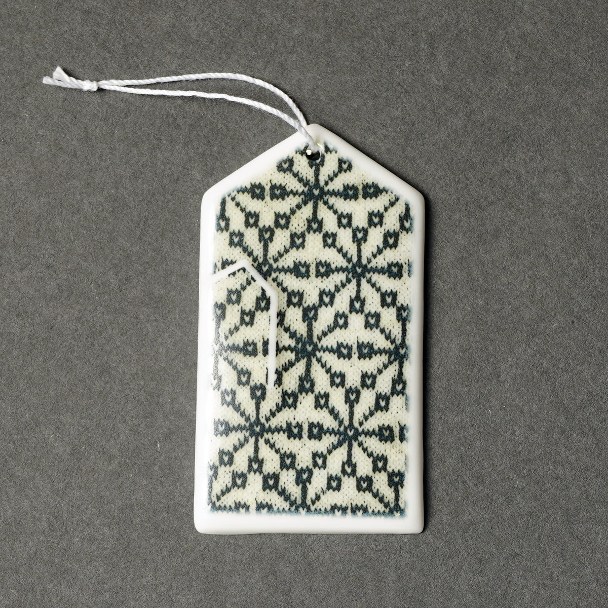 Porcelāna rotājumi - cimdiņi ar apdruku