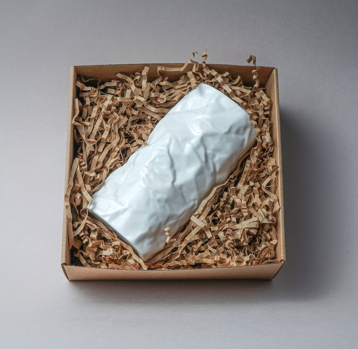 Gift sets. 2.5. 1 pcs Crumpled Vase