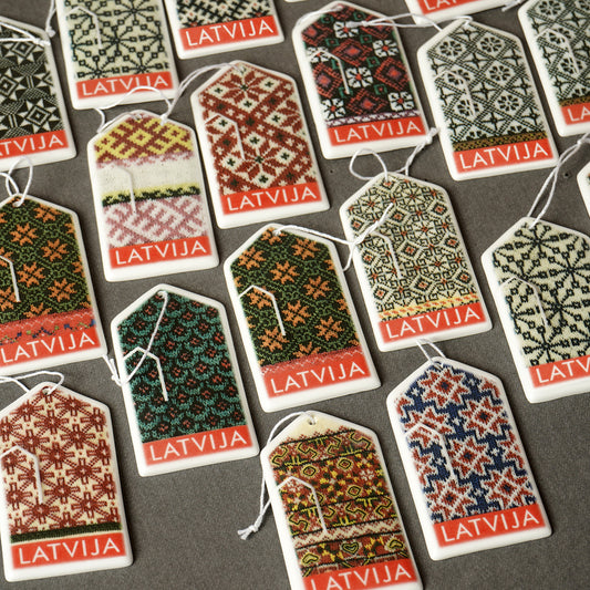 Porcelain Decorations - Gloves With Print + LATVIJA