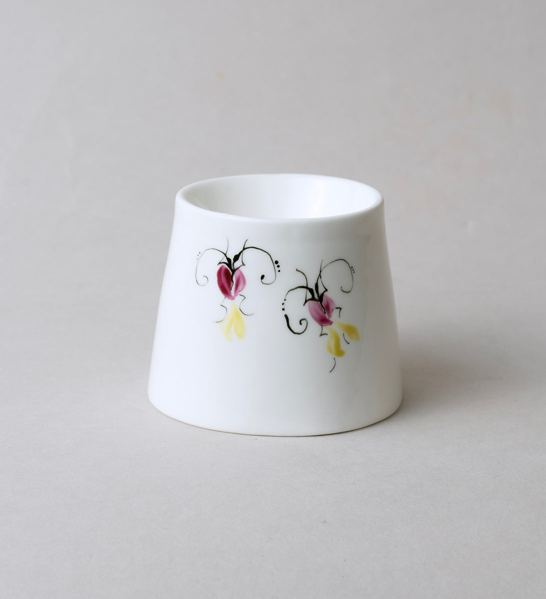 Beetle 6.2. Egg holder