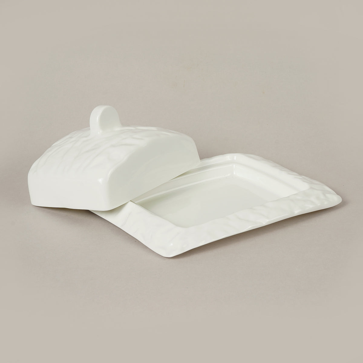 Porcelāna burzīts sviesta trauks