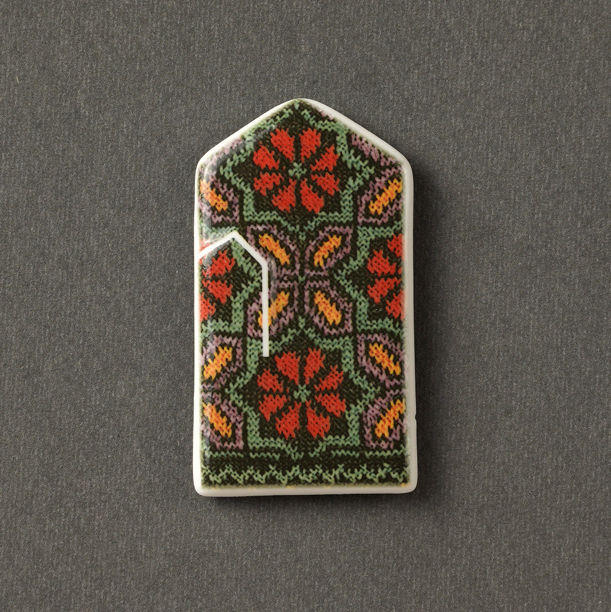 Porcelain Magnet - Gloves With Print