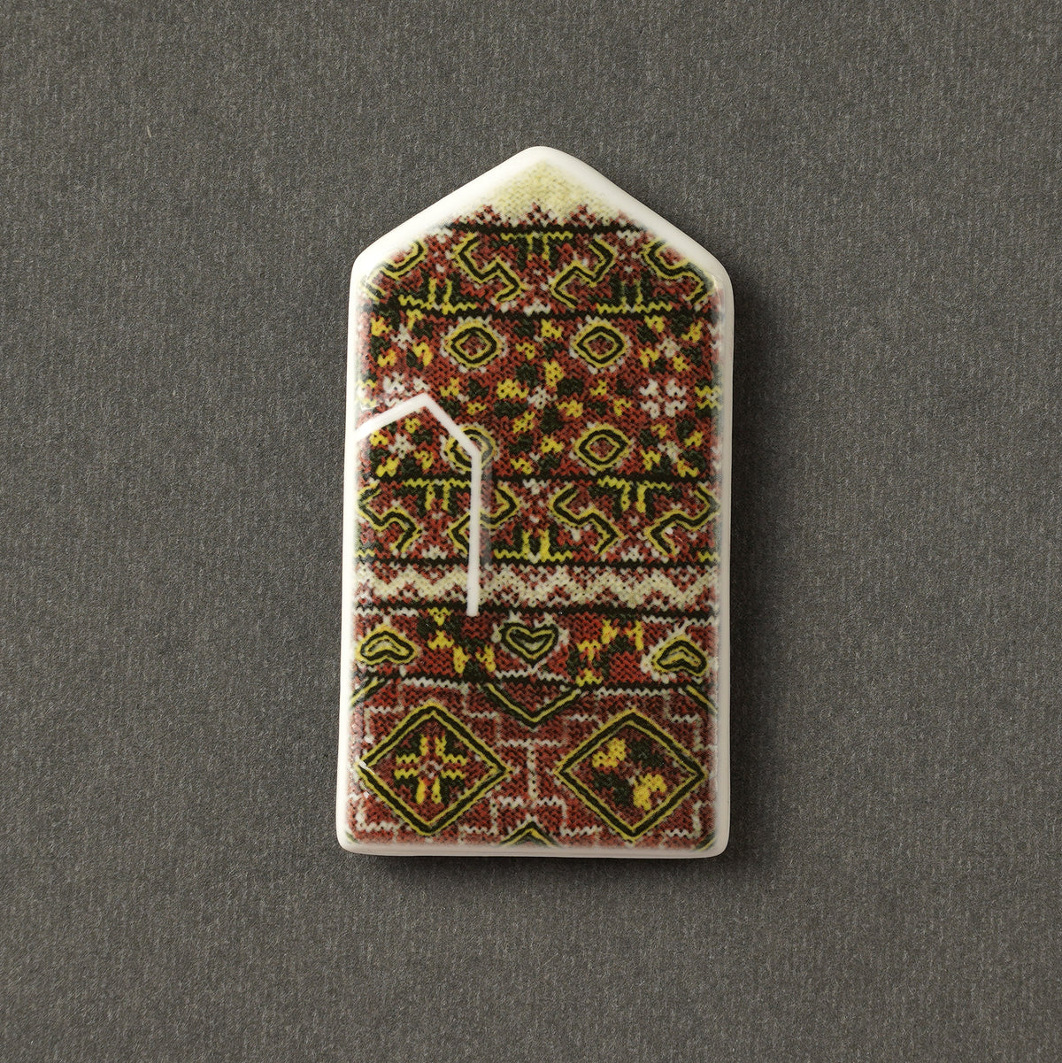 Porcelain Magnet - Gloves With Print