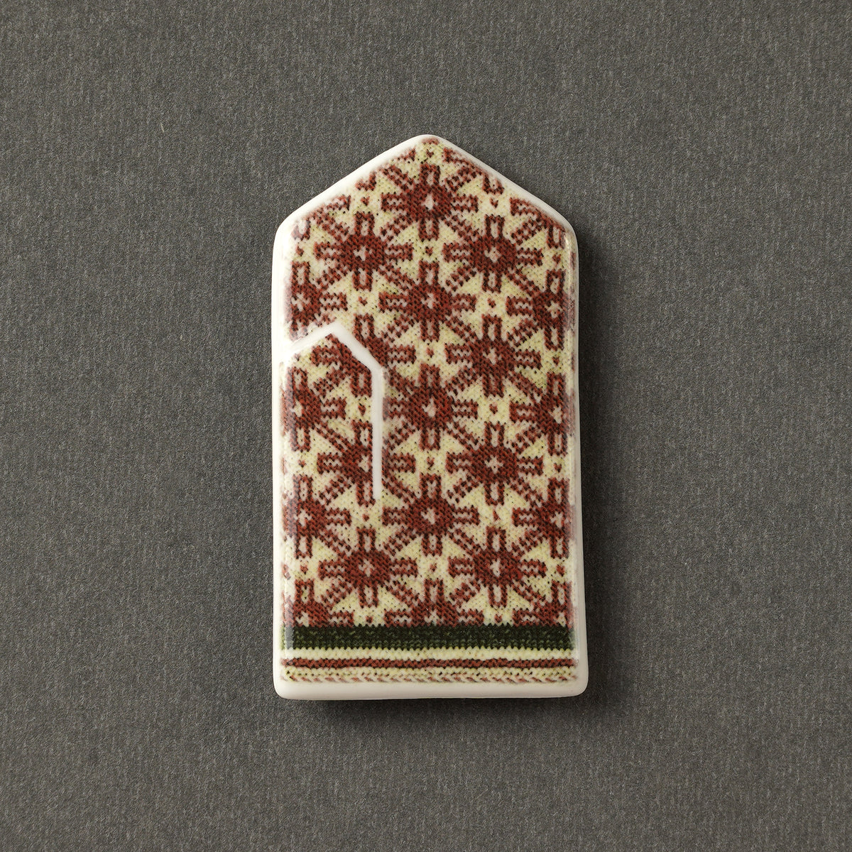 Porcelain Magnet - Gloves With Print