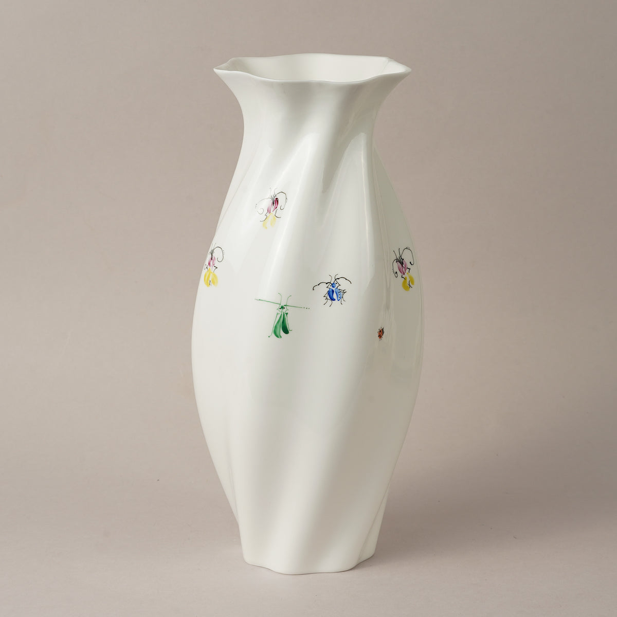 Beetle 5.3. Vase Dawn M