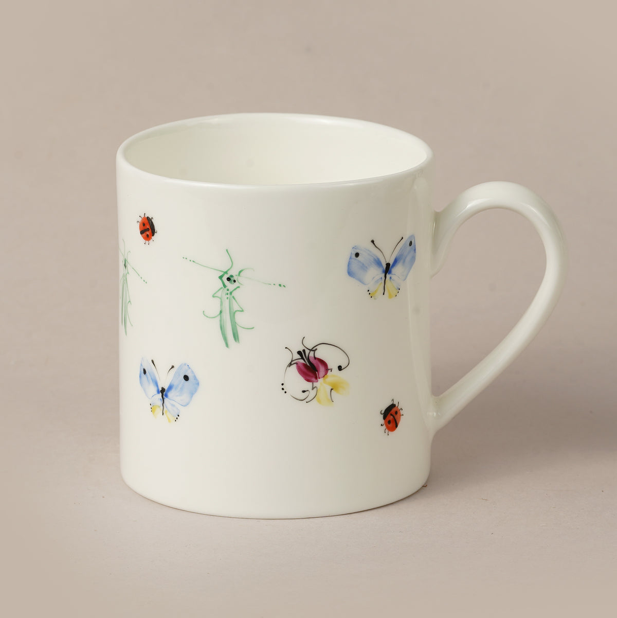 Beetle 4.9. Mug Cylinder Medium S