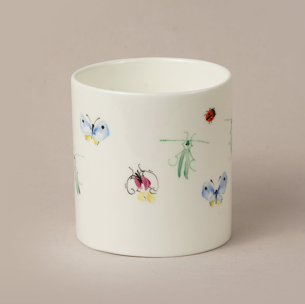 Beetle 4.9. Mug Cylinder Medium S