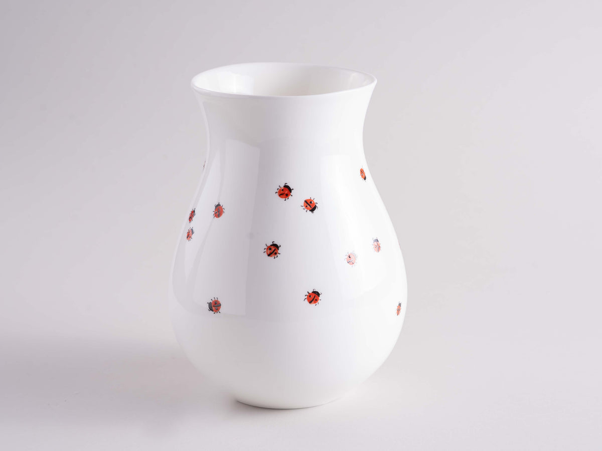 Beetle 5.2. Vase Emily