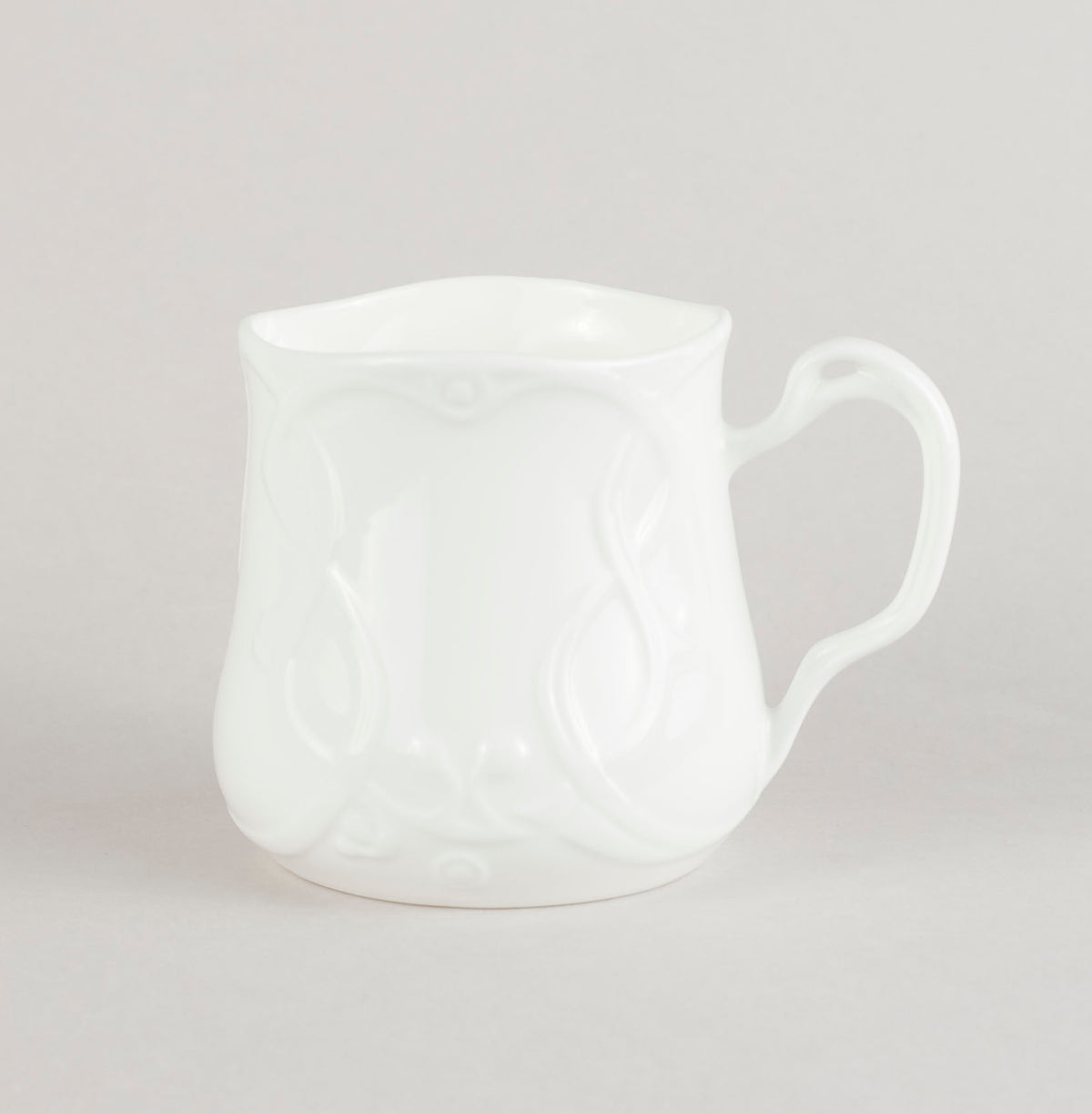 Porcelāna jūgendstila kafijas krūze
