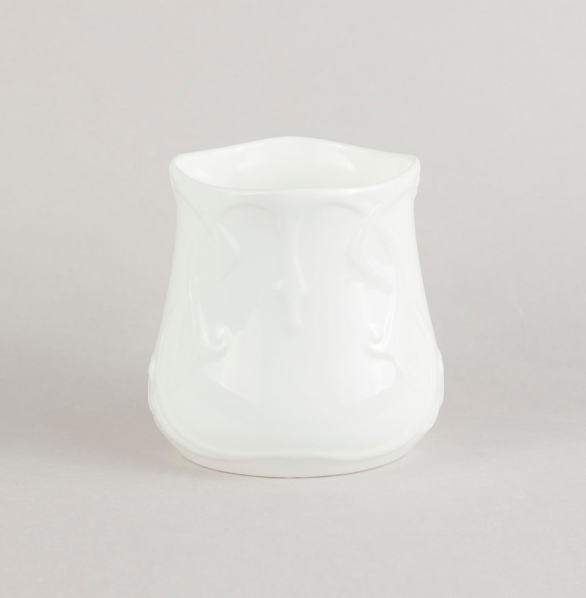 Porcelāna jūgendstila kafijas krūze