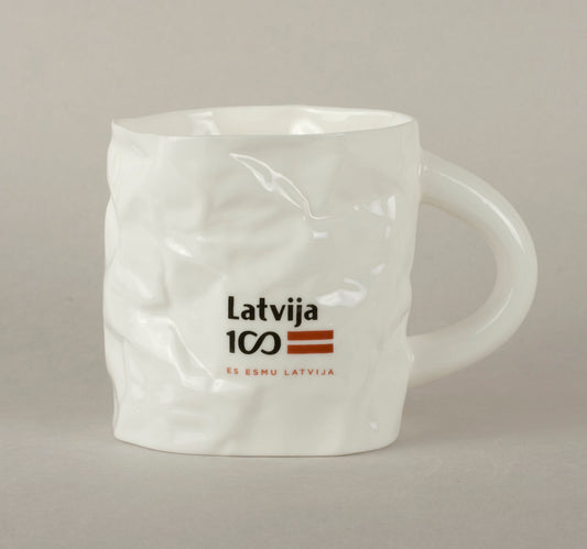 LV100. Burzīta tējas krūze 2