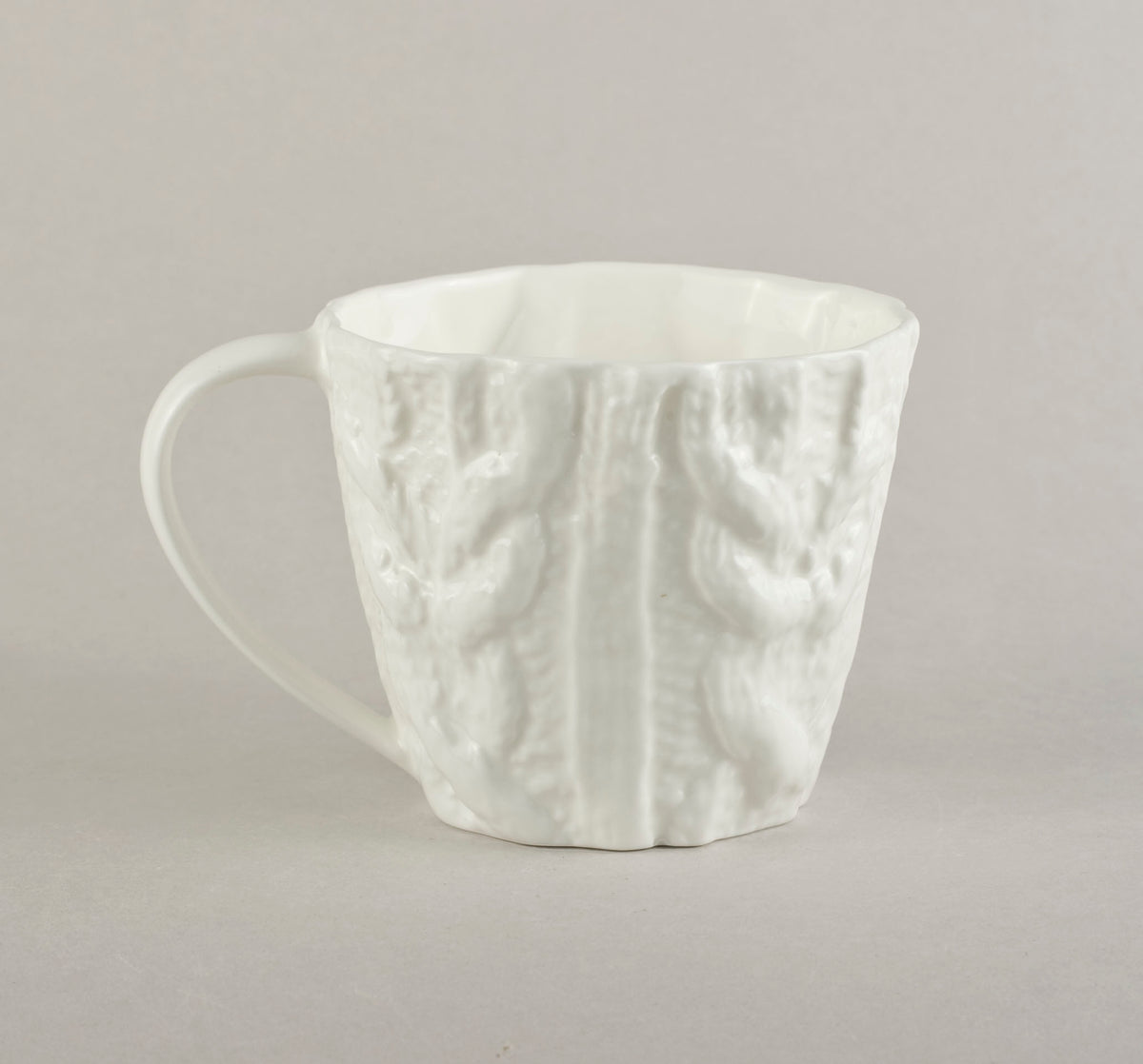 Porcelāna Adīta kafijas krūze Co