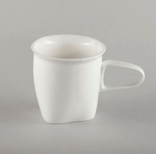 Porcelāna krūze Lillija bez kājiņas