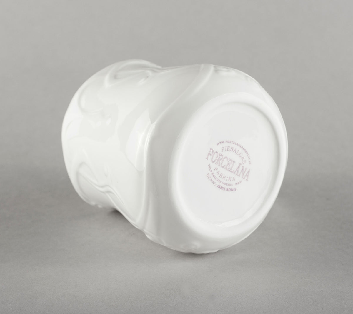 Porcelāna jūgendstila tējas krūze