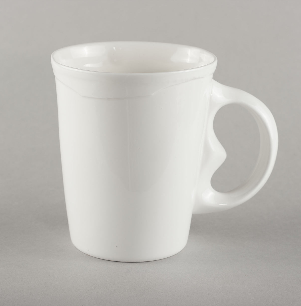 Porcelain Mug With No Snail
