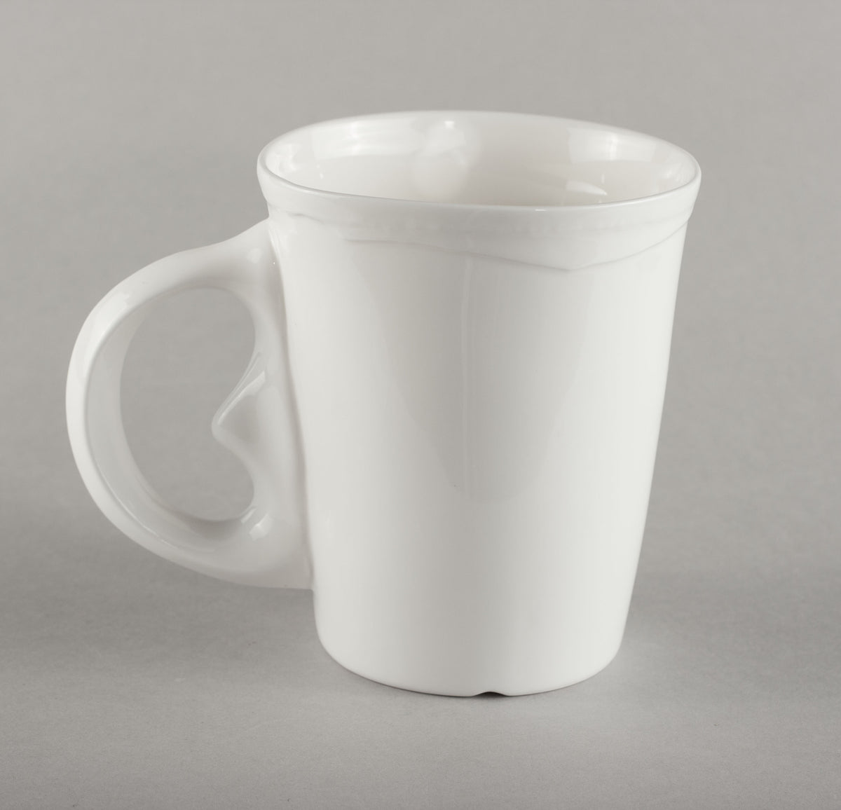 Porcelain Mug With No Snail