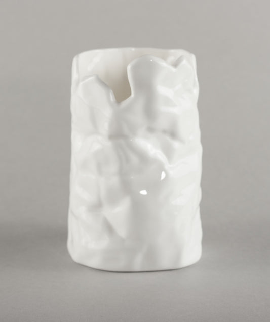 Porcelāna vāze Latvija / burzīta-adīta