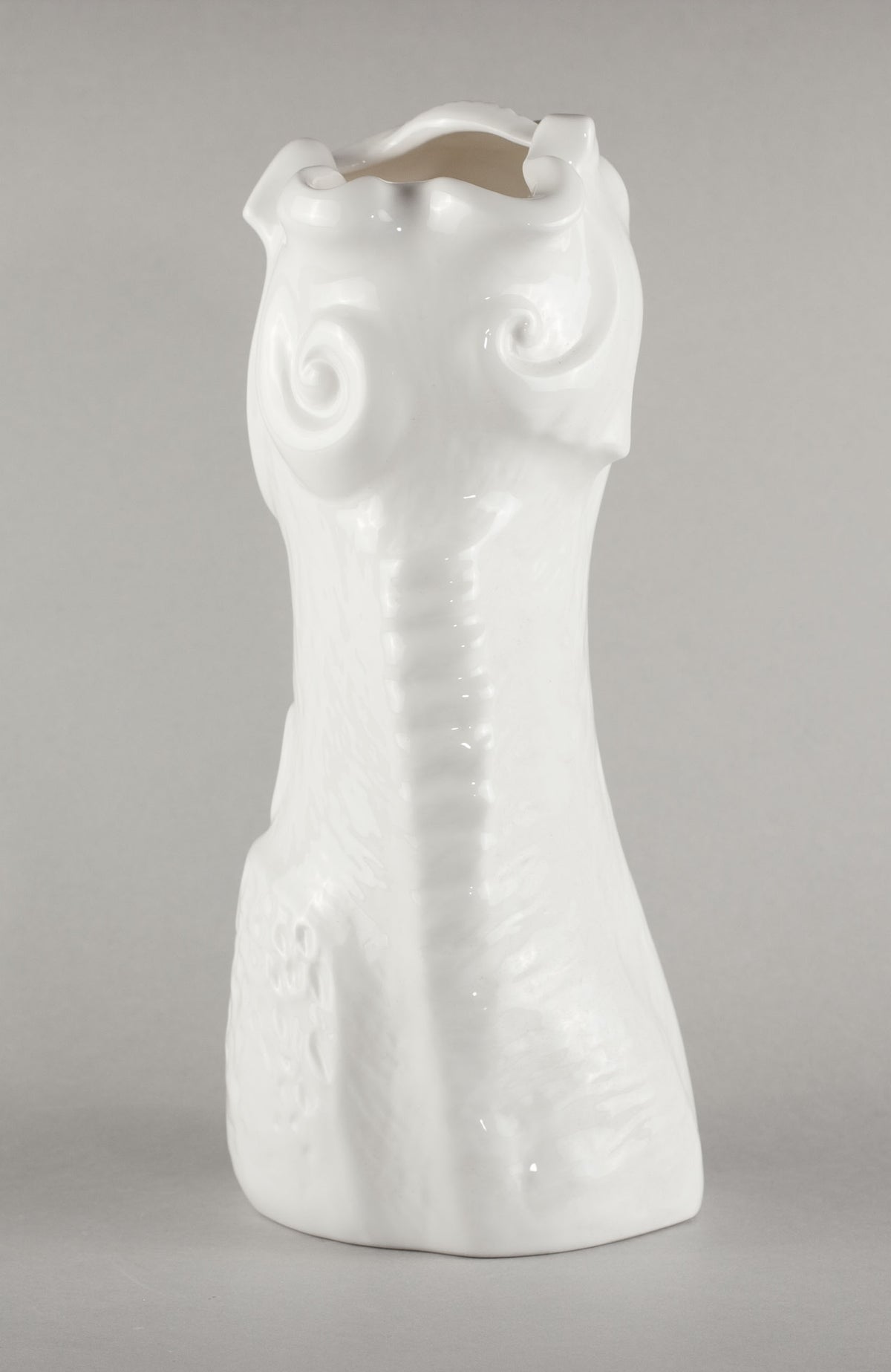 Porcelāna vāze Pūce