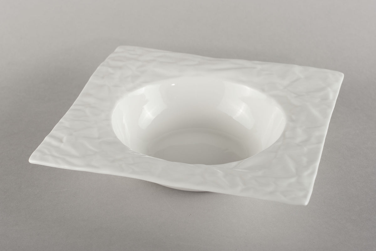 Porcelain Crumpled Deep Plate