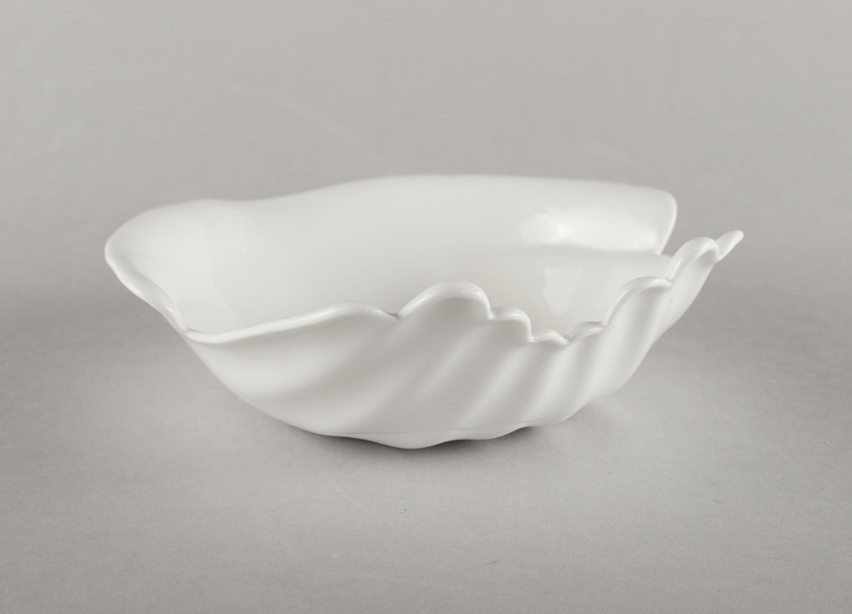 Porcelāna trauks riekšava