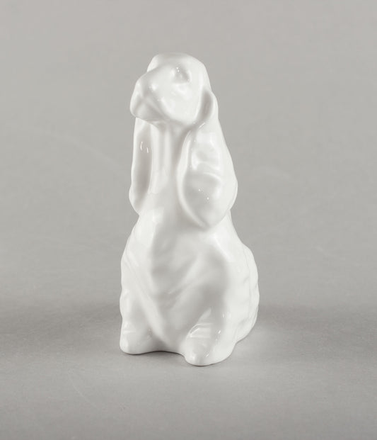 Porcelāna suns basets