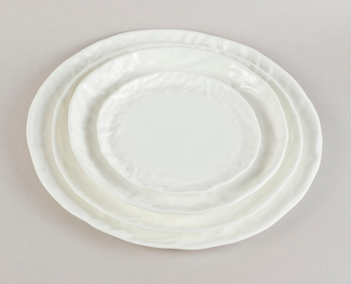 Porcelāna burzīts šķīvis L O